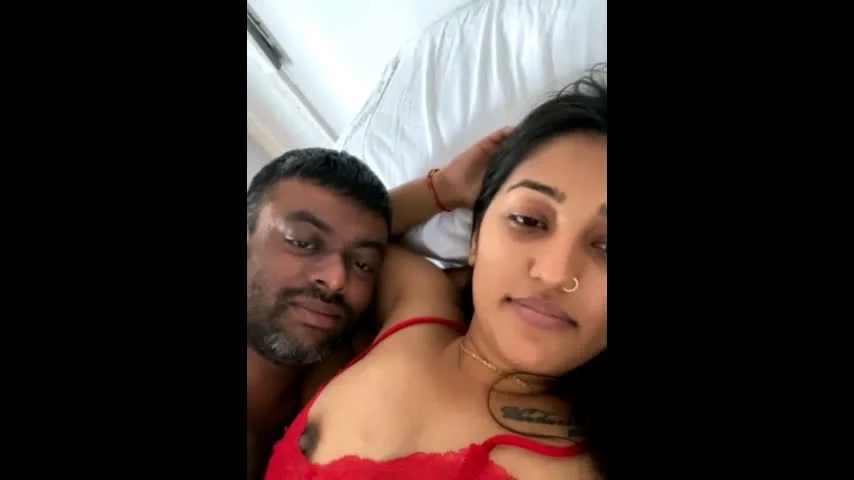 Nri Couple Aurora Maharaj Boobs And Armpit Show Desivdo Desi  