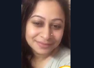 Hot Horny Milf Showing Her Big boobs