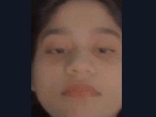 Beautiful Gf Showing Lover