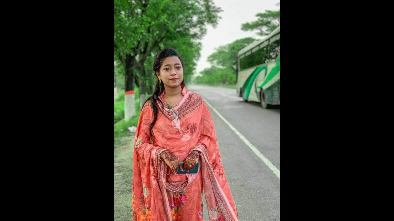 Sexy Cheater GF Showing 3 Clip Leaked