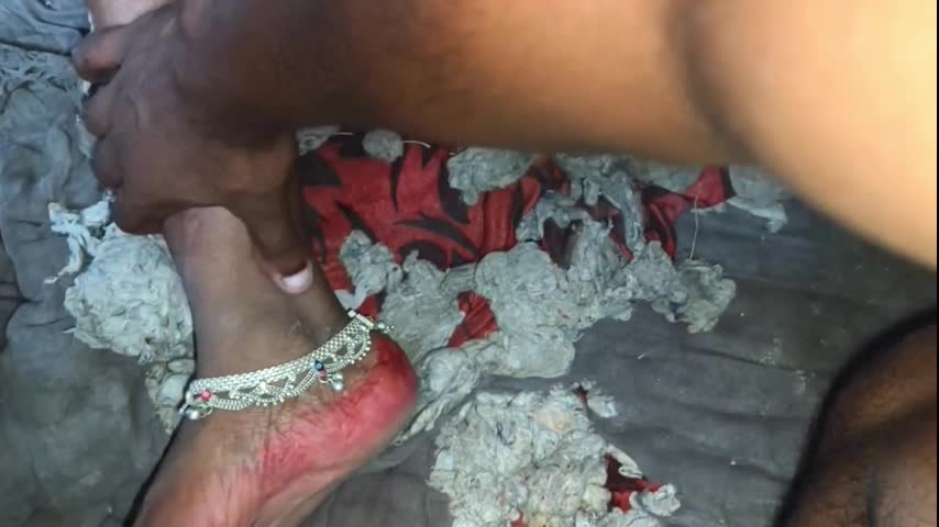 Desi sexy hot wife hard chudai Hindi.Desi Indian Beautiful Bhabhi Hardcore Sex With Huge Dick.HOT INDIAN BAHU FUCKED ROUGHT BY O