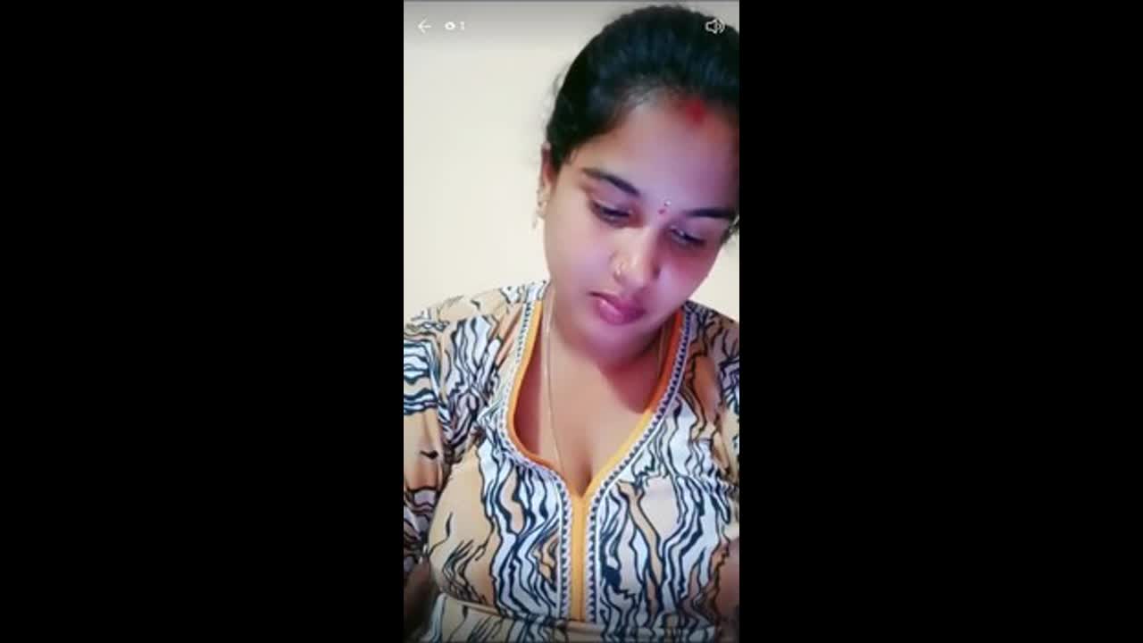 Sexy Rani Telugu Strip and Show Boobs and Ass on Live Cam With face