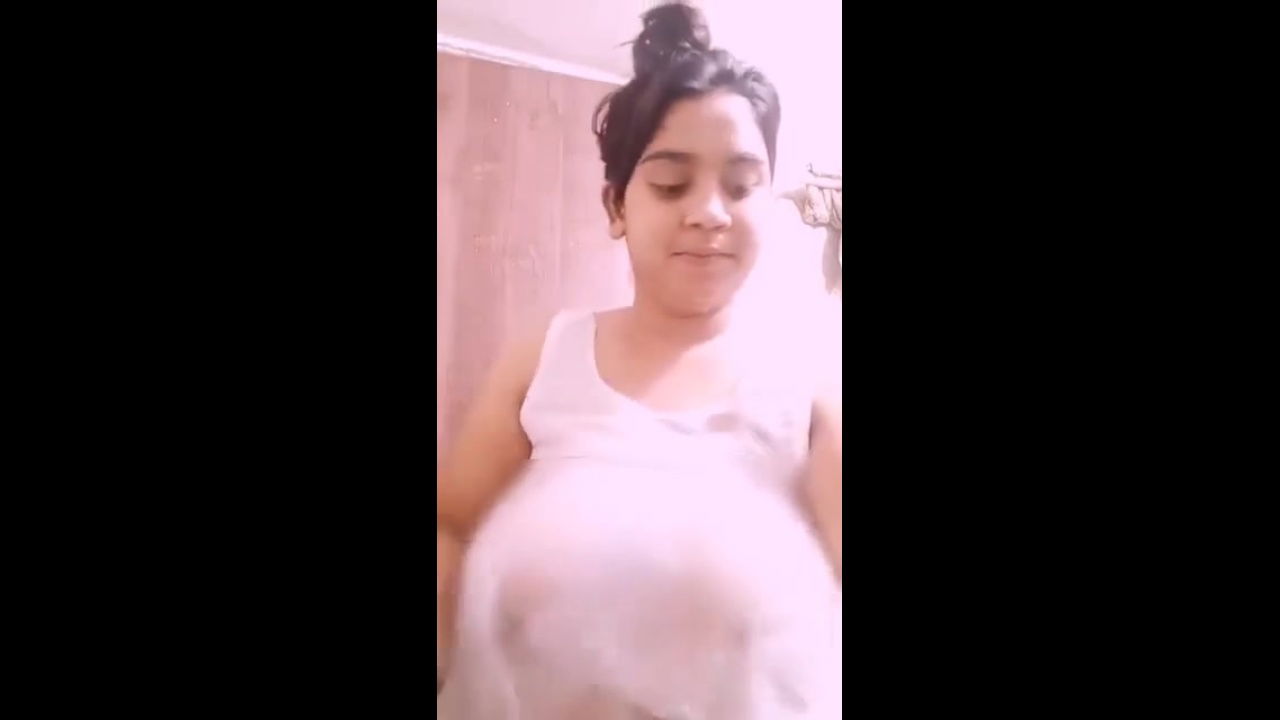 Big Boob Girl Bathing