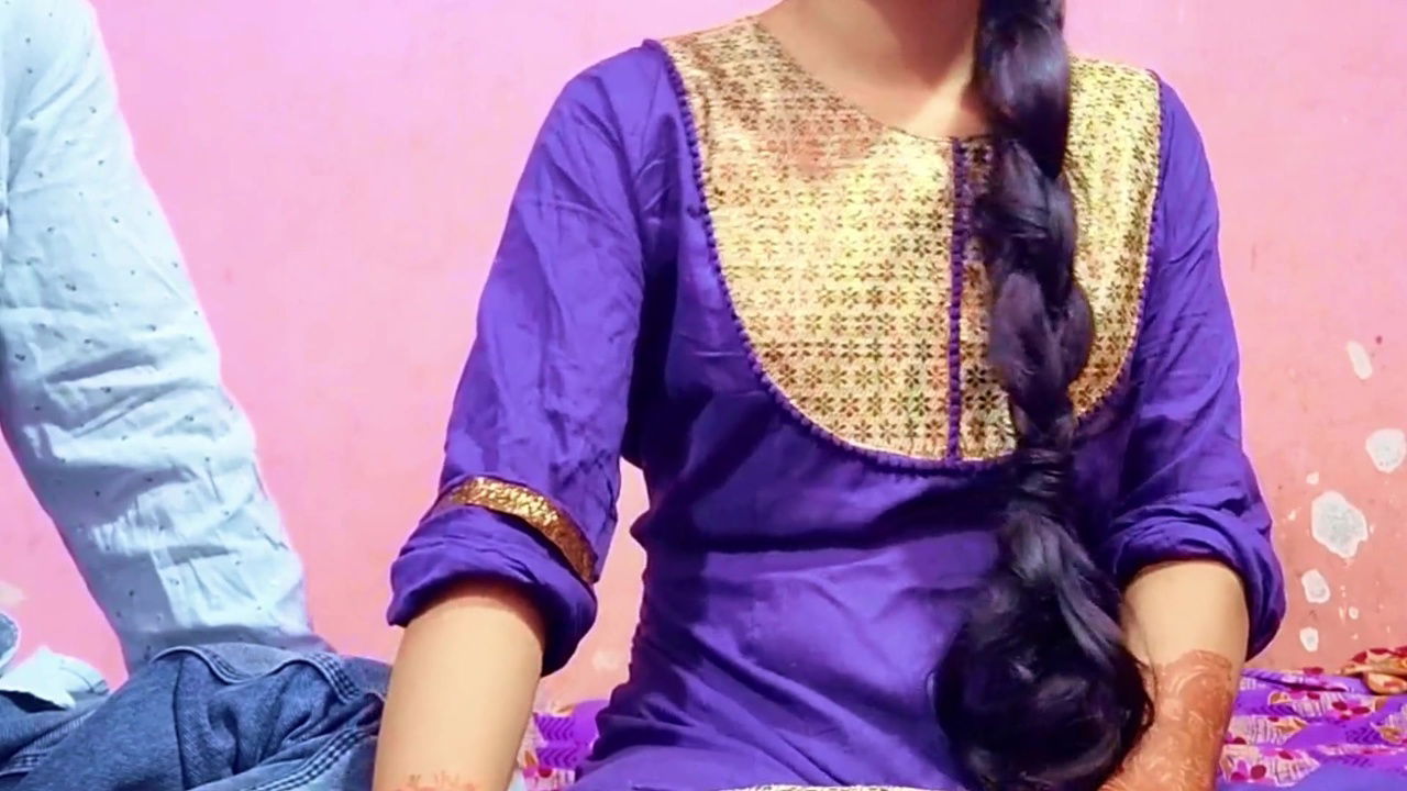 I find my sexy stepsister in her room and we fuck very well