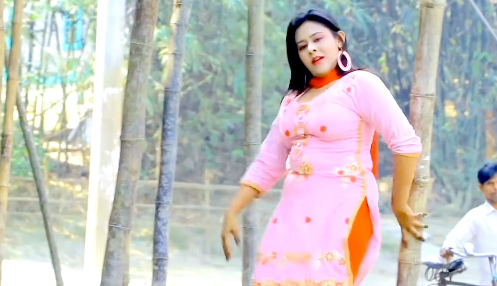 sufia sathi sexy face