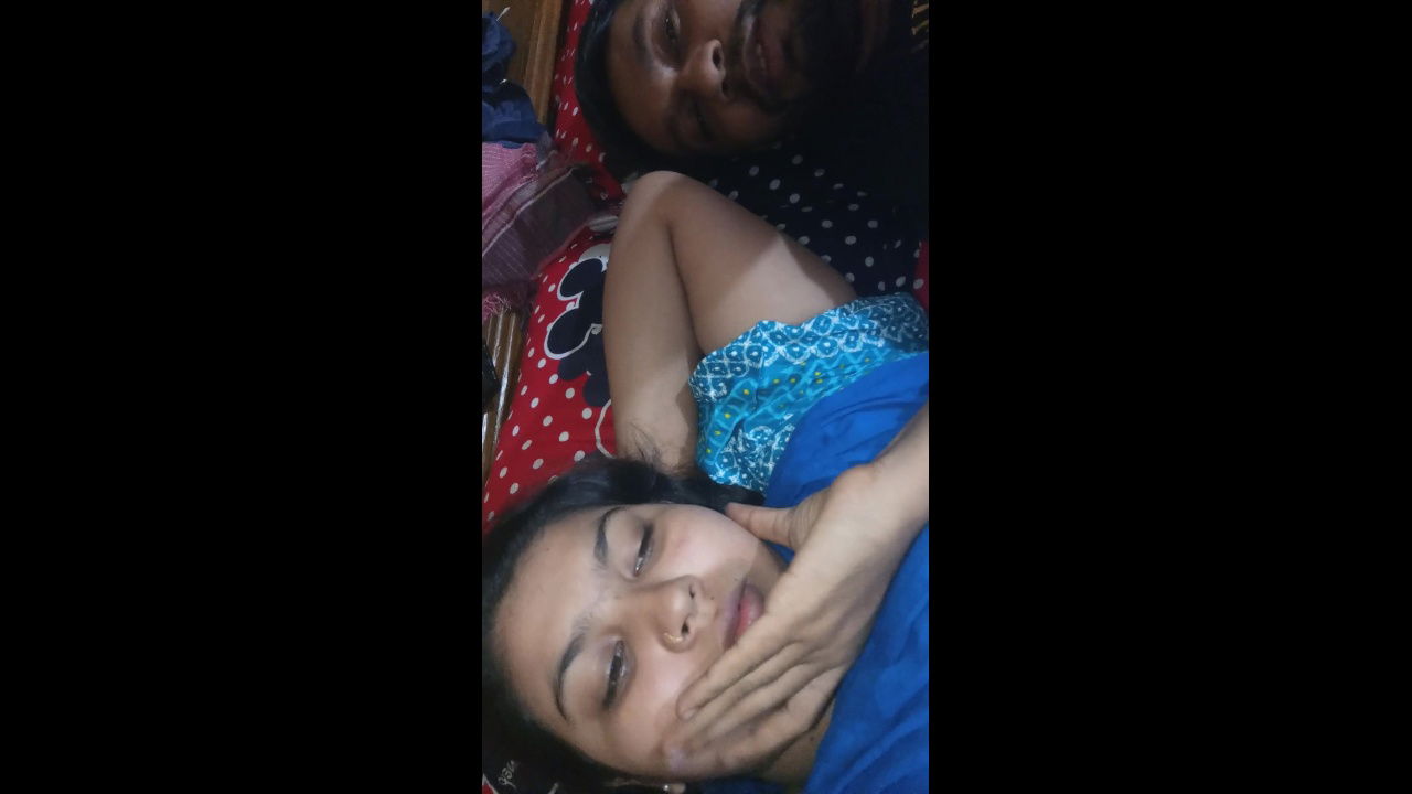 My cute stepsister invite me for fucking when she was alone her bedroom