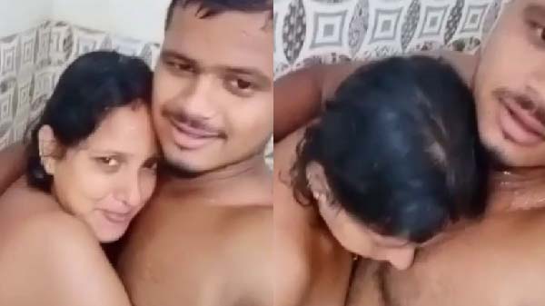 Bathroom mein sexy bhabhi ke sath sex
