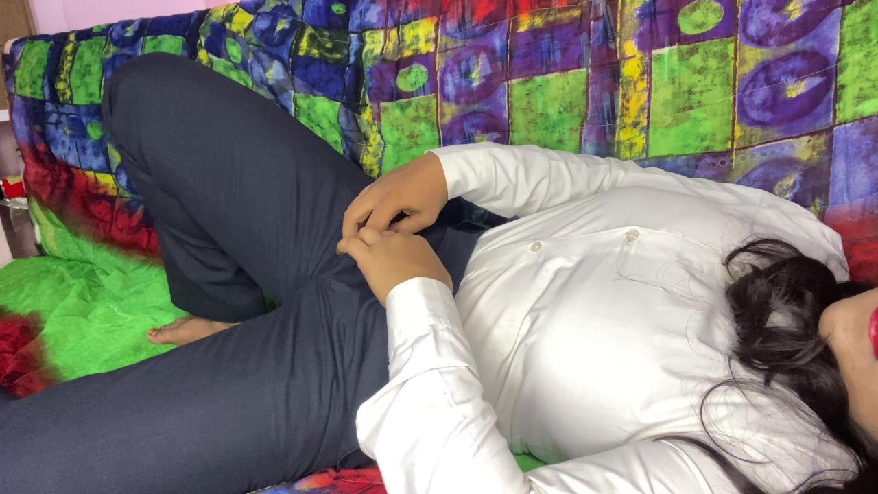 Desi Beautiful Hot Indian Teacher Fucks Student XXX Video