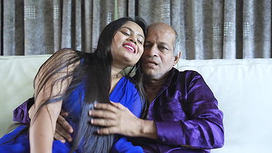 Aksha Siddiqui with Old Man Jamal2