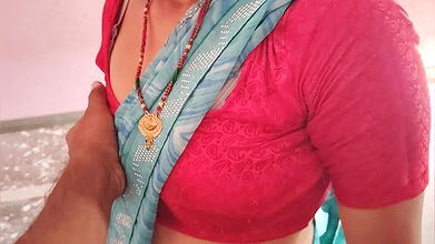 On Diwali, the Owner Gave the Maid a Gift of Sex