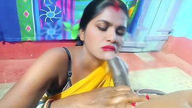 Meri bhabhi ko sone se pehle khub chuda dono hole se ,bad me bhabhi meri ros chat chat ke khaya(somausha)